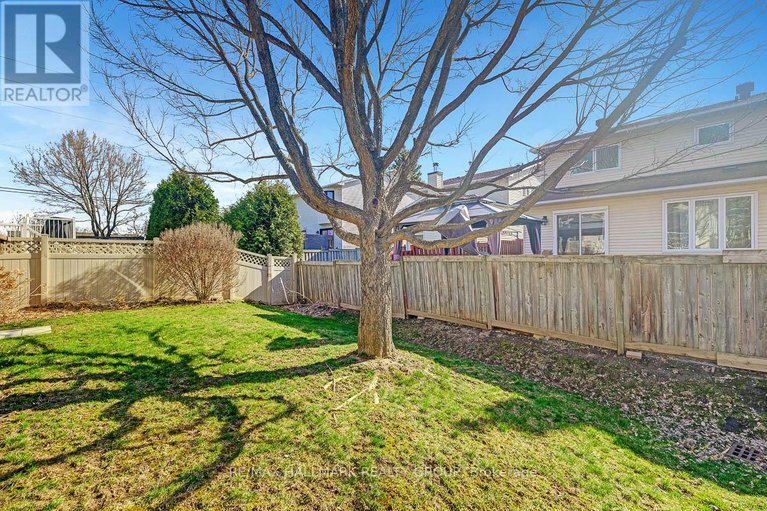 28232415/46-chapelier-private/queenswood-heights-south/ottawa/ontario/K1E3Y1_41