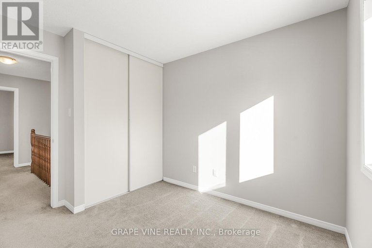 28039970/430-lawler-crescent/chatelaine-village/ottawa/ontario/K4A3Y3_26