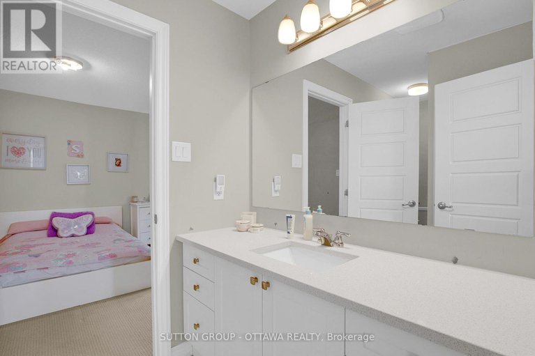 28439585/490-alcor-terrace/half-moon-bay/ottawa/ontario/K2J6S9_35