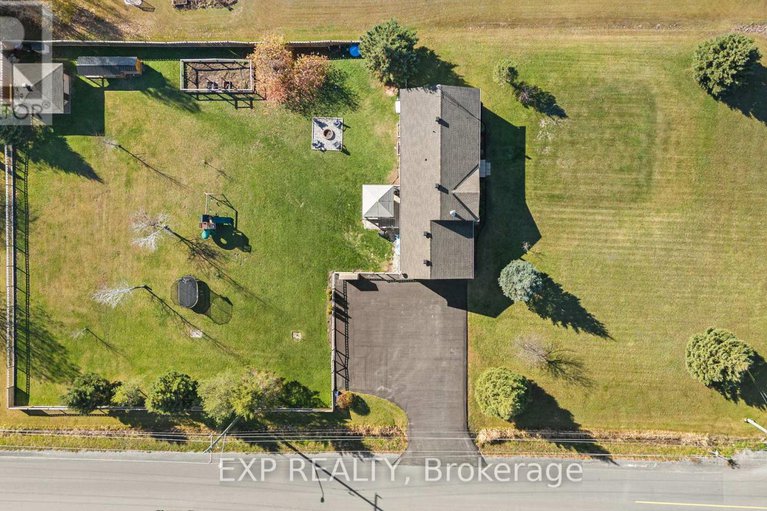 29192909/108-st-thomas-road/russell-twp/russell/ontario/K0A3H0_34