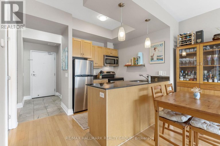 28605730/504-245-kent-street/ottawa-centre/ottawa/ontario/K2P0A5_14