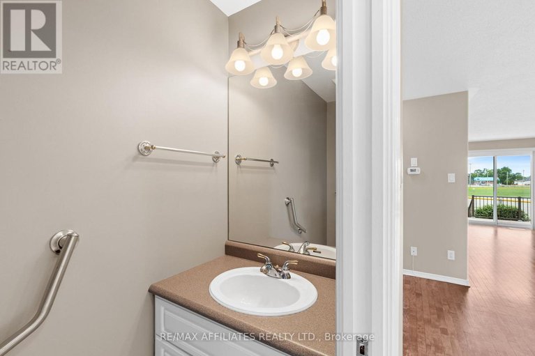 29107287/54-dr-gordon-crescent/kemptville/north-grenville/ontario/K0G1J0_19