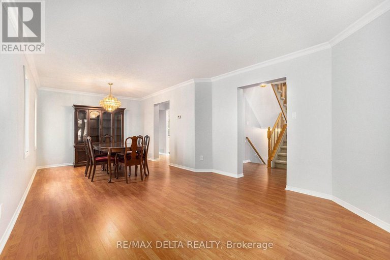 28529206/664-arc-en-ciel-street/fallingbrookgardenway-south/ottawa/ontario/K4A3H8_7
