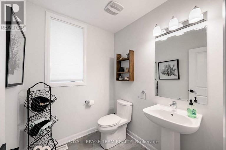 29682994/98-ralph-erfle-way/half-moon-bay/ottawa/ontario/K2J6W2_8