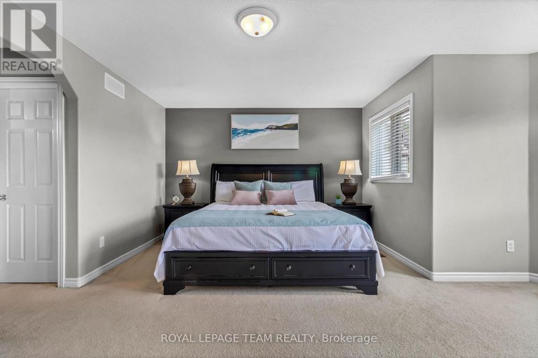 28384624/3728-mountain-meadows-crescent/riverside-southgloucester-glen/ottawa/ontario/K1V1V7_18
