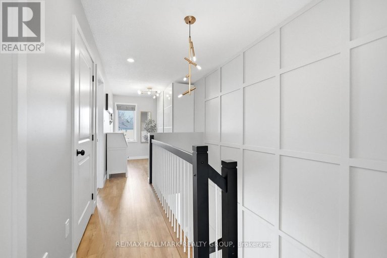 29578405/128-songbird-private/westcliffe-estates/ottawa/ontario/K2H0A2_20