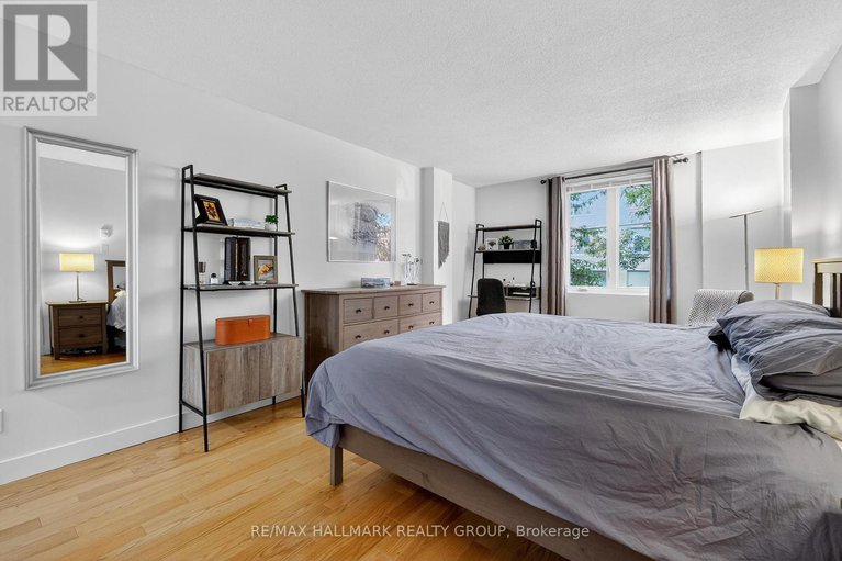 28980625/202-317-metcalfe-street/ottawa-centre/ottawa/ontario/K2P1S3_18