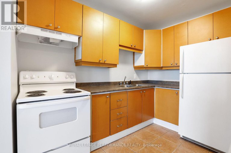 29069042/810-2020-jasmine-crescent/beacon-hill-south/ottawa/ontario/K1J8K5_13