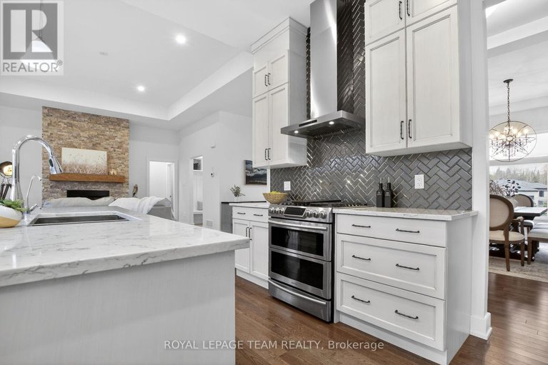 29592017/144-country-meadow-drive/huntley-ward-north-west/ottawa/ontario/K0A1L0_16