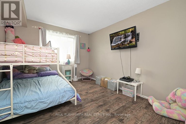 28420179/314-325-centrum-boulevard/bilberry-creekqueenswood-heights/ottawa/ontario/K1E3W8_8