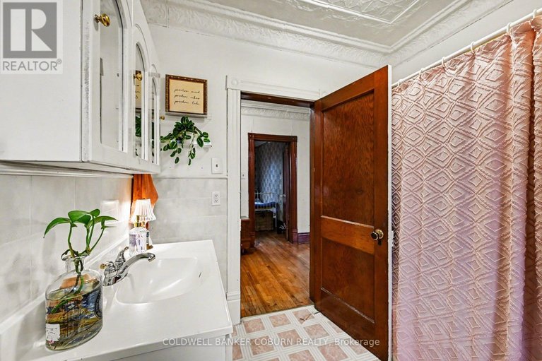 29606020/93-king-street/chesterville/north-dundas/ontario/K0C1H0_32