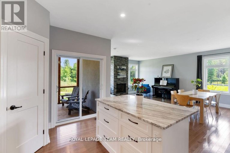 27966091/1818-cedarlakes-way/greely/ottawa/ontario/K4P1P2_15