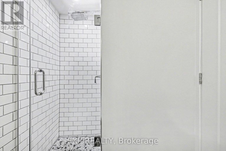 29332526/801-154-nelson-street/lower-town/ottawa/ontario/K1N7R5_20