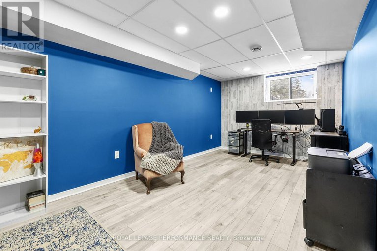 29228643/57-main-street/finch/north-stormont/ontario/K0C1K0_36