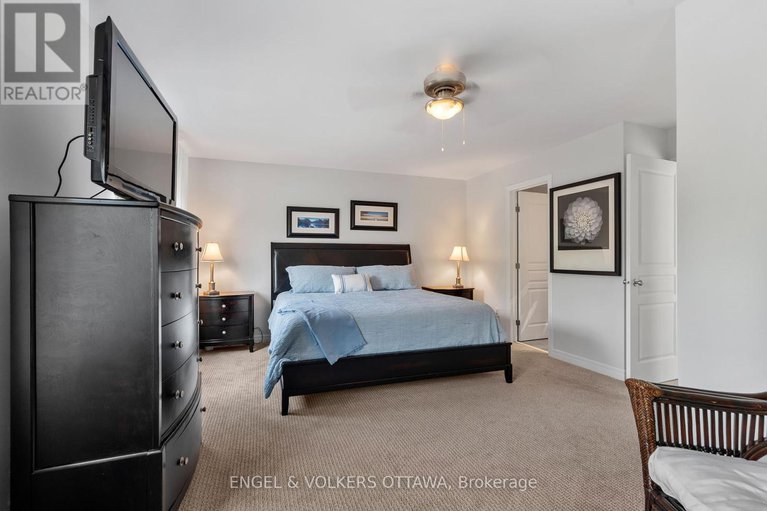 28836354/110-encore-private/city-viewskylinefisher-heightsparkwood-hills/ottawa/ontario/K2E0A2_22