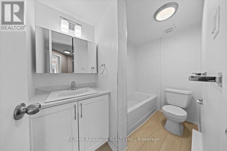 28622450/69a-750-st-andre-drive/hiawatha-parkconvent-glen/ottawa/ontario/K1C4S2_26