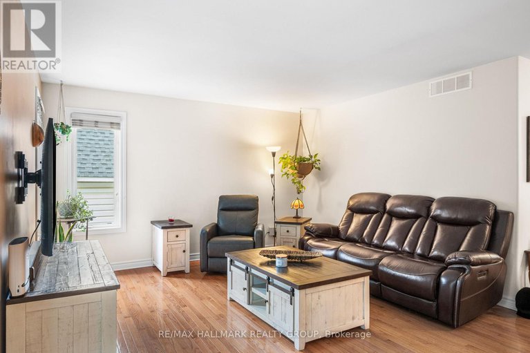 28597247/412-oxford-street-e/kemptville/north-grenville/ontario/K0G1J0_13