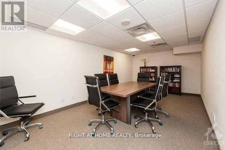 28398323/2802-242-rideau-street/sandy-hill/ottawa/ontario/K1N0B7_12