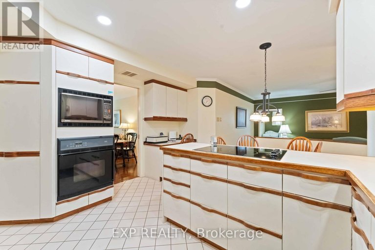 29620058/16-evelyn-street/stittsville-south/ottawa/ontario/K2S1M9_6