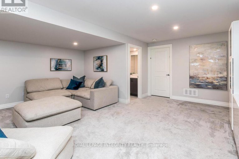 28652256/333-proud-walk-street/stittsville-south/ottawa/ontario/K2S2L8_29