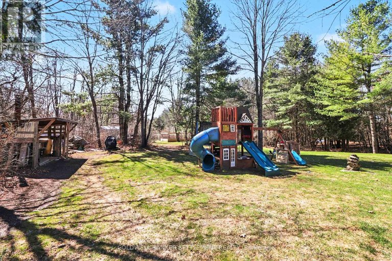 29654962/135-barr-place/drummondnorth-elmsley-north-elmsley-twp/drummondnorth-elmsley/ontario/K7H3C7_31