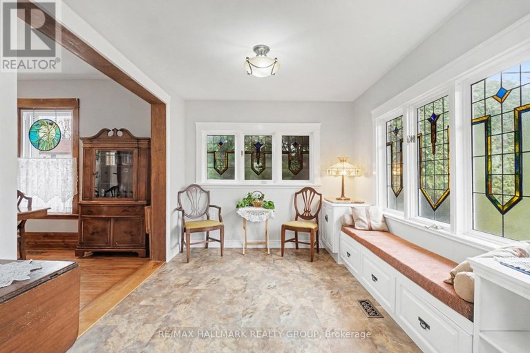 29621621/115-hamilton-avenue-n/ottawa-west/ottawa/ontario/K1Y1C1_10