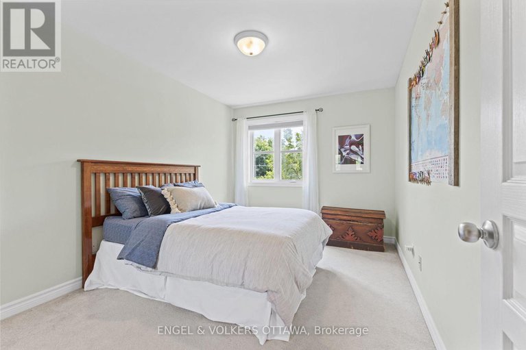28528943/18-mccooeye-lane/stittsville-central/ottawa/ontario/K2S1B9_19