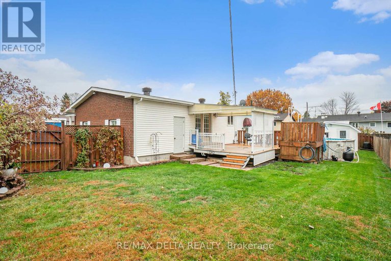 29018598/1060-st-jacques-street/town-of-rockland/clarence-rockland/ontario/K4K1B8_31