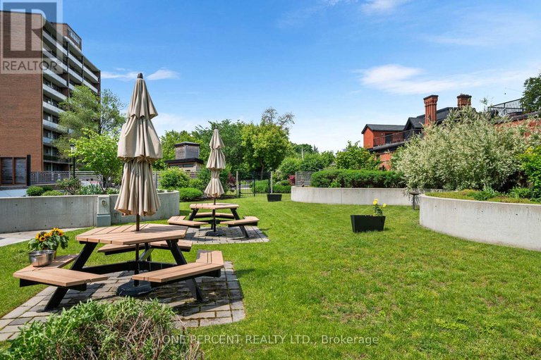 29057393/201-373-laurier-avenue-e/sandy-hill/ottawa/ontario/K1N8X6_31