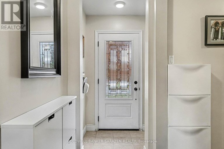 29164232/868-duberry-street/mckellar-heightsglabar-park/ottawa/ontario/K2A3T3_6