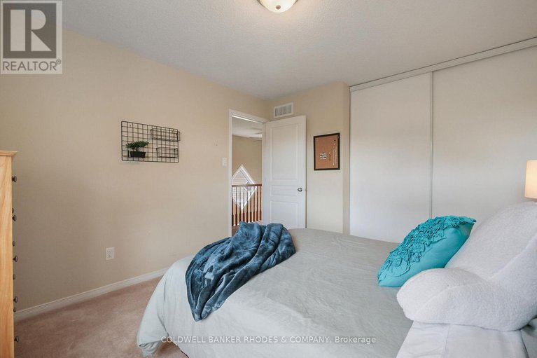 29079890/175-destiny-private/fallingbrookgardenway-south/ottawa/ontario/K4A0K6_26