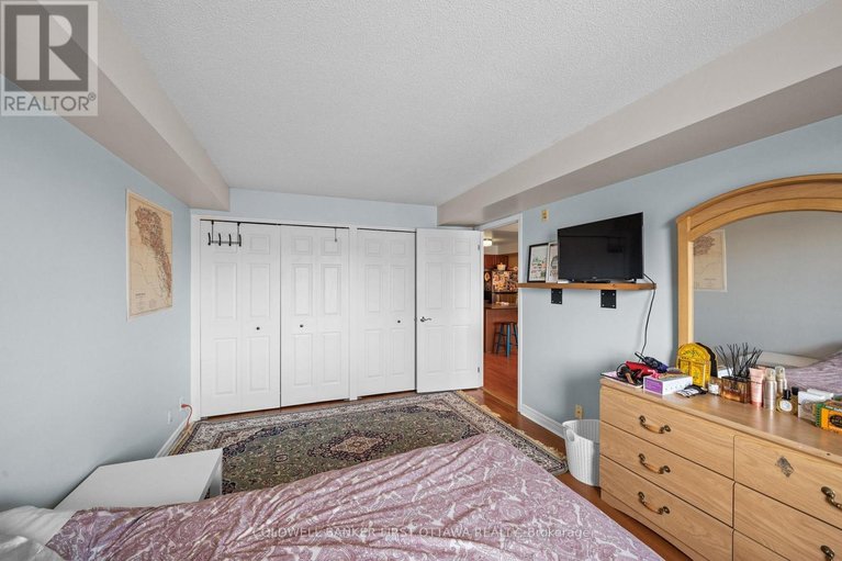 29584359/412-429-somerset-street-w/ottawa-centre/ottawa/ontario/K2P2P5_20