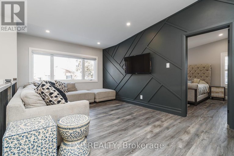 28347663/1885-arizona-avenue/urbandale-acres/ottawa/ontario/K1H6Z5_7
