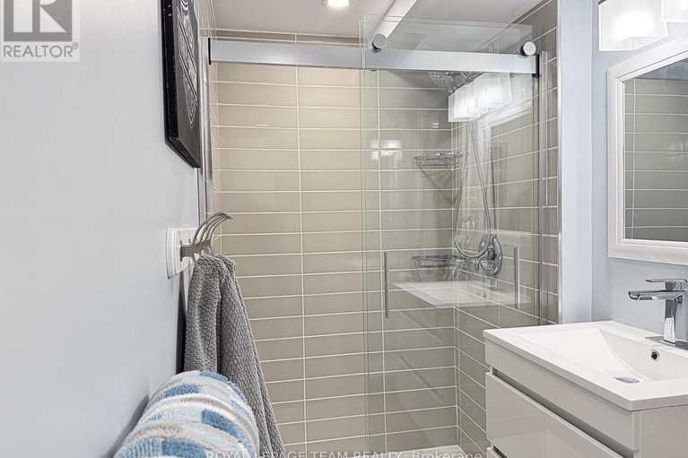 29410034/55-coldstream-drive/munster/ottawa/ontario/K0A3P0_17