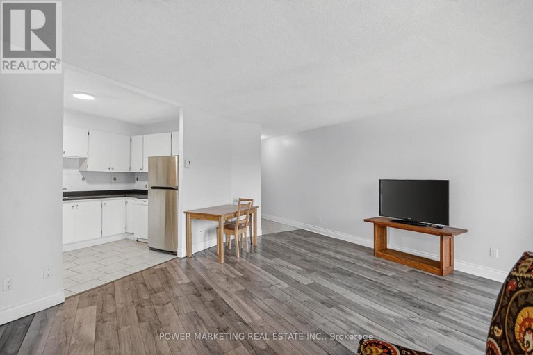 29175986/107-1380-prince-of-wales-drive/carleton-square/ottawa/ontario/K2C3N5_28