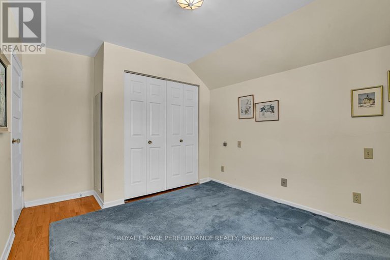 29349963/6-elmdale-avenue/lindenlea/ottawa/ontario/K1M1A4_25