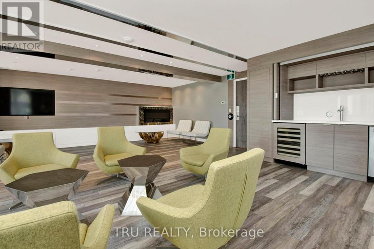 29094259/910-485-richmond-road/westboro-west/ottawa/ontario/K2A3W9_46