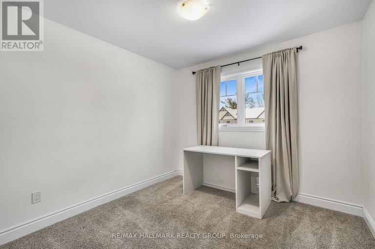 29237591/242-dion-avenue/town-of-rockland/clarence-rockland/ontario/K4K0M3_18