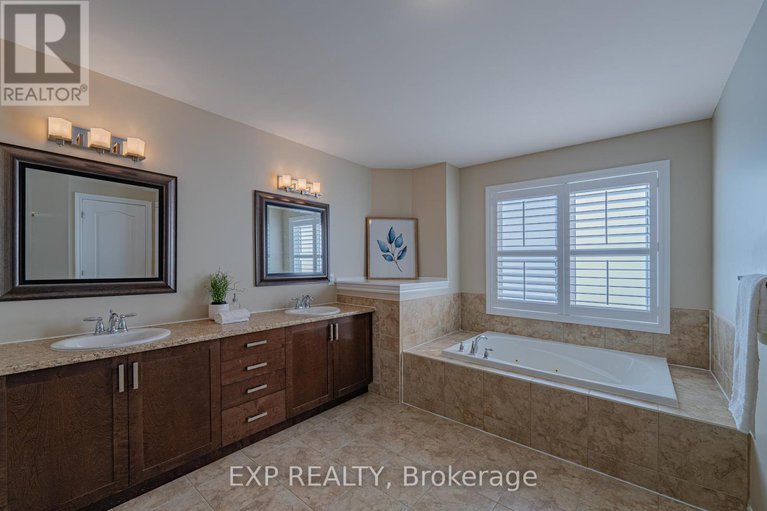 29051359/3308-riverset-crescent/half-moon-bay/ottawa/ontario/K2J0S2_35