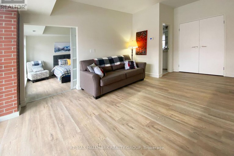 29118510/208-555-anand-private/riverside-park-south/ottawa/ontario/K1V2R7_21