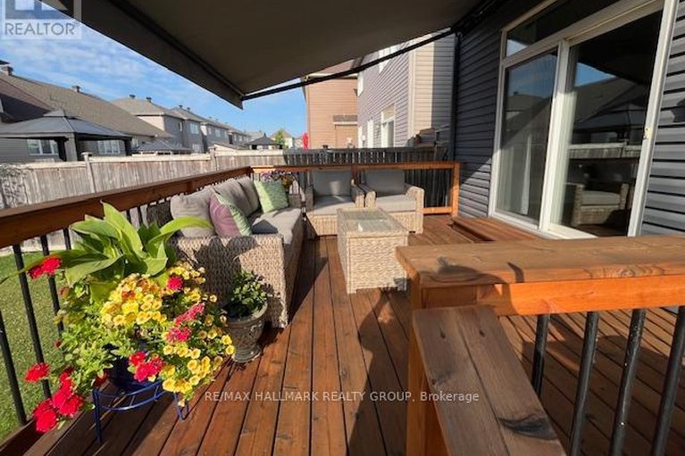 29678239/558-genevriers-street/avalon-west/ottawa/ontario/K4A0Y9_37