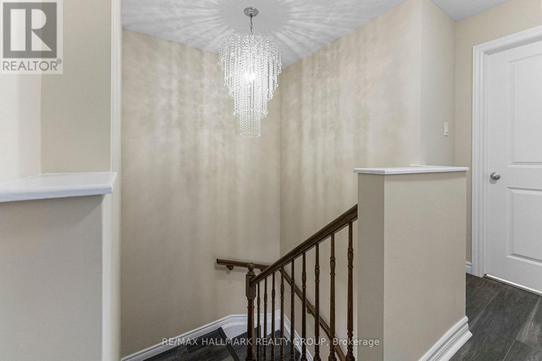 29359977/940-kilbirnie-drive/half-moon-bay/ottawa/ontario/K2J6G2_16