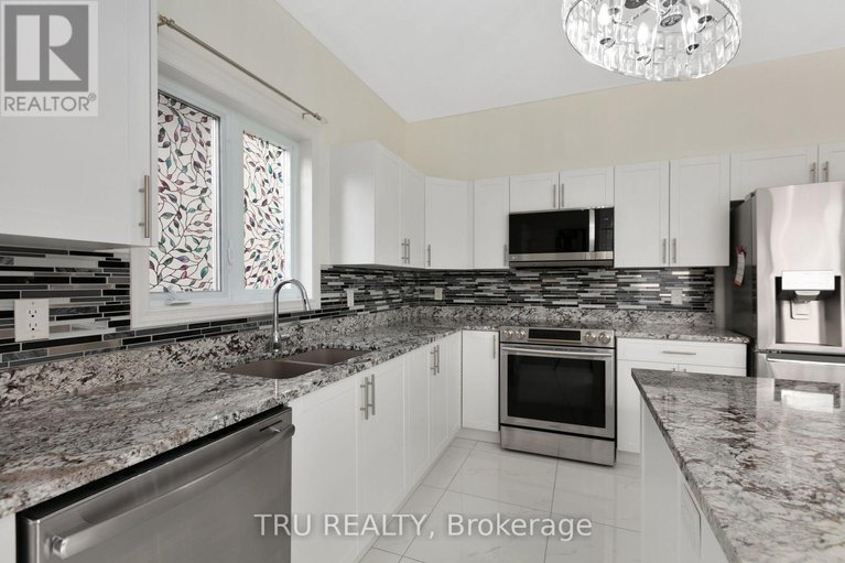 28714500/18-gannet-street-w/carson-meadows/ottawa/ontario/K1K4T7_19