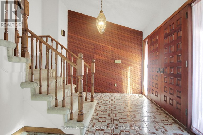 29262482/5361-hilltop-drive/manotick-long-island-nicholls-island/ottawa/ontario/K4M1G4_6