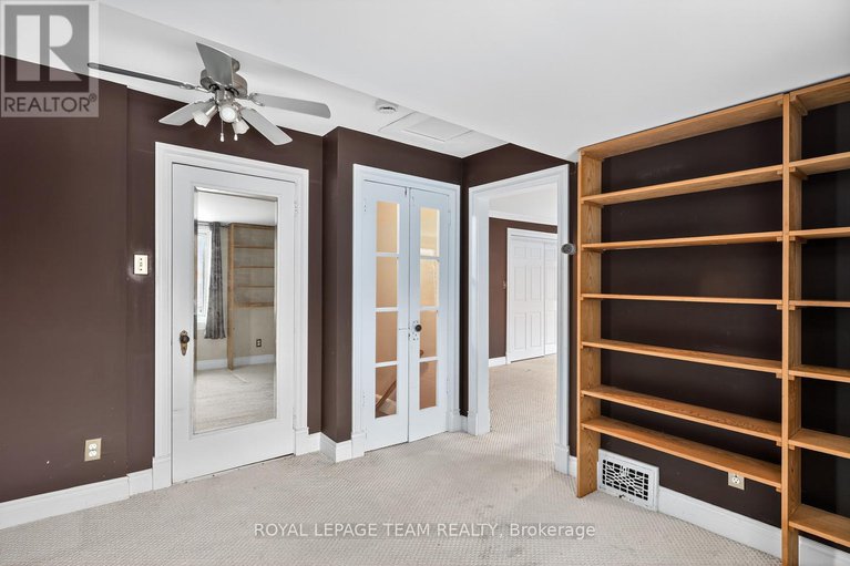 29121392/405-hamilton-avenue-s/civic-hospital/ottawa/ontario/K1Y1C9_32