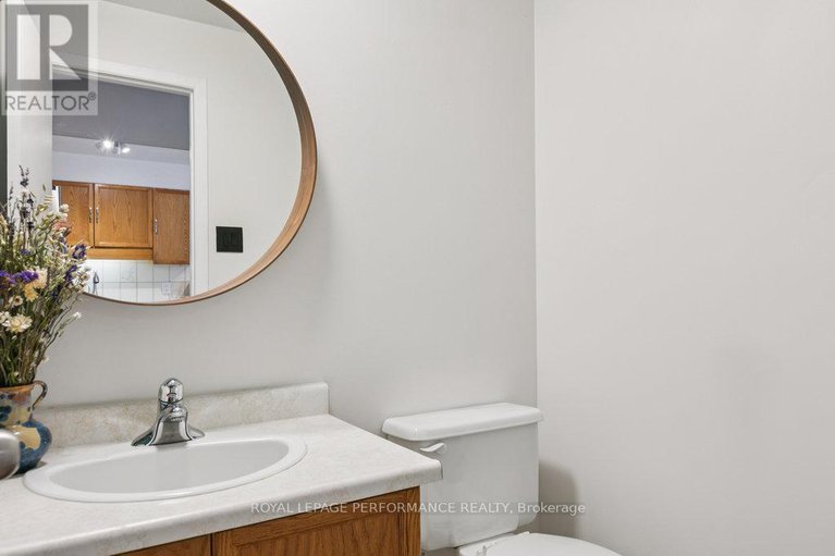 28575649/75-1646-du-sommet-place/chateauneuf/ottawa/ontario/K1C4Y9_6