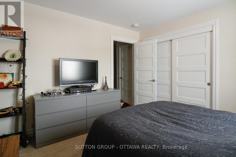 29396023/303-rue-de-l-etang-street/town-of-rockland/clarence-rockland/ontario/K4K0K1_13