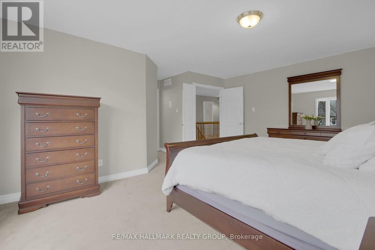 28324389/138-shaughnessy-crescent/kanata-lakesheritage-hills/ottawa/ontario/K2K2N3_35