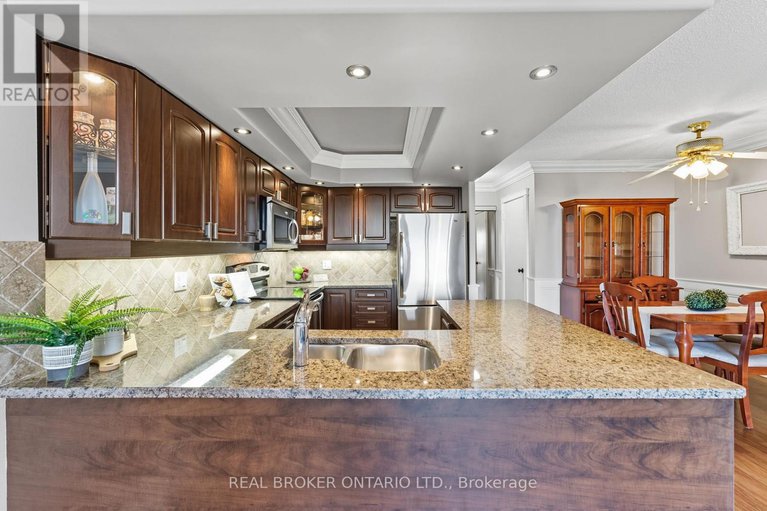 28953393/907-158c-mcarthur-avenue/vanier/ottawa/ontario/K1L8E7_10