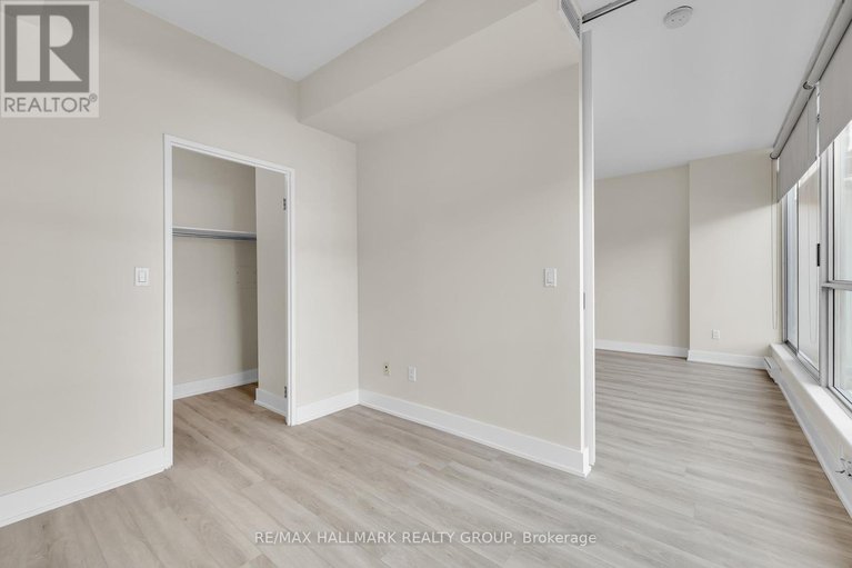 28955597/210-180-york-street/lower-townbyward-market/ottawa/ontario/K1N1J6_11